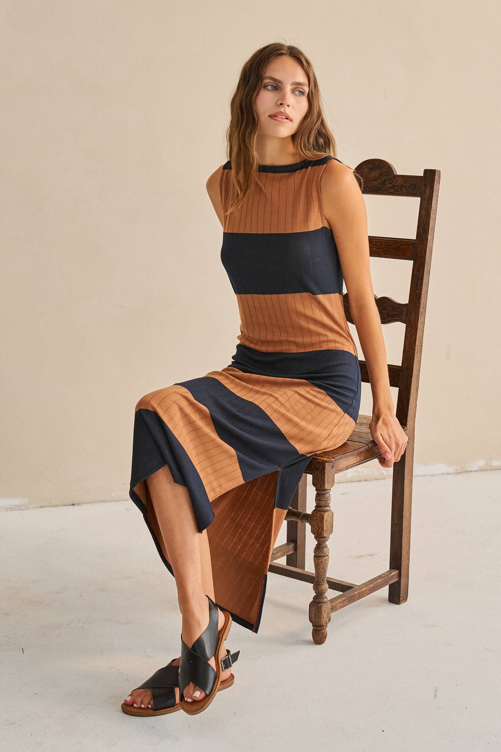 Ribbed Boat Neck Midi Dress